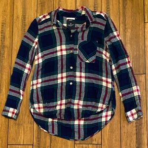 American Eagle boyfriend fit plaid shirt